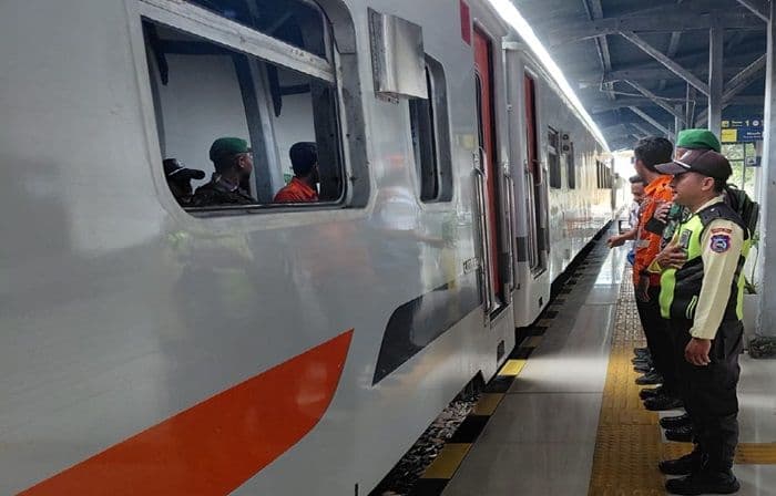 arus_balik_lebaran_2026_polres_tanjungbalai_perketat_pengamanan_stasiun_ka