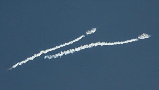 iran_kembali_gempur_israel_dan_pangkalan_as_di_teluk_luncurkan_drone_dan_rudal
