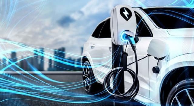 revolusi_electric_vehicles_dari_mobil_rp200_jutaan_hingga_hypercar_rp2_miliar_lebih_apa_yang_perlu_anda_tahu