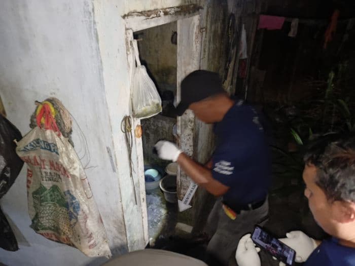 warga_tebing_tinggi_heboh_pria_lansia_ditemukan_di_kamar_mandi_sudah_tak_bernyawa
