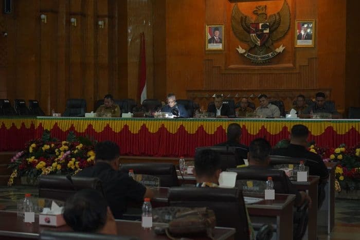 dprd_asahan_soroti_lkpj_2025_wabup_rianto_janji_tindak_lanjuti_rekomendasi