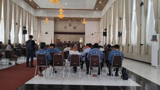dprd_pematangsiantar_sampaikan_31_rekomendasi_lkpj_wali_kota_2025