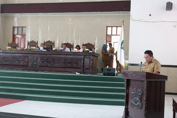 pemko_pematangsiantar_setujui_ranperda_strategis_guru_nonformal_dan_tenaga_kerja_lokal_diperkuat