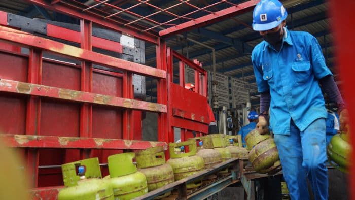 pertamina_sumbagut_perketat_pembelian_lpg_3_kg_wajib_pakai_nik
