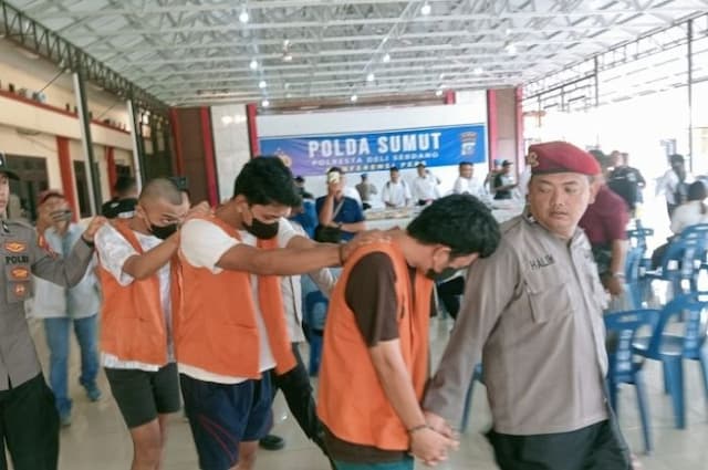 polresta_deli_serdang_gagalkan_53_kg_sabu_di_tol_lubuk_pakam_3_tersangka_diamankan