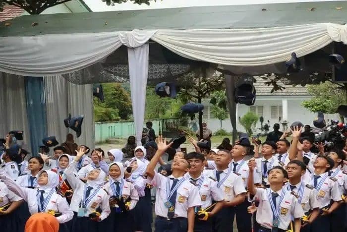 smp_kasih_ibu_deli_serdang_gelar_wisuda_di_simalungun_ini_kata_humas_hotel