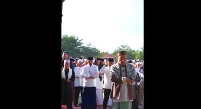bupati_labusel_ajak_warga_teladani_pengorbanan_nabi_ibrahim_saat_iduladha