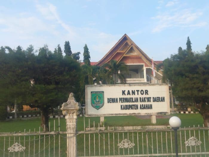 dprd_asahan_habiskan_rp12_miliar_lebih_untuk_perjalanan_dinas