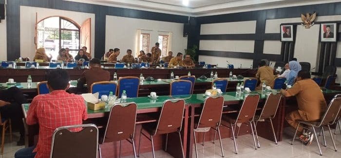 pembahasan_ranperda_apbd_2025_simalungun_terkendala_kuorum_papbd_terancam