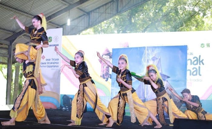 pkpa_gelar_festika_2026_ajak_anak_bijak_gunakan_gawai_dan_lestarikan_budaya