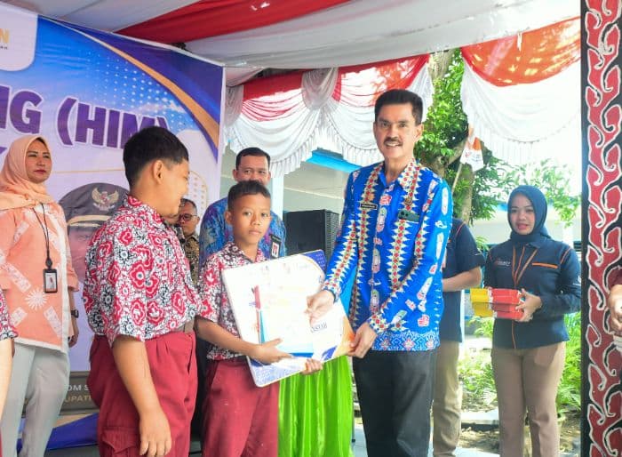 beasiswa_rp425_miliar_sasar_7000_pelajar_deli_serdang