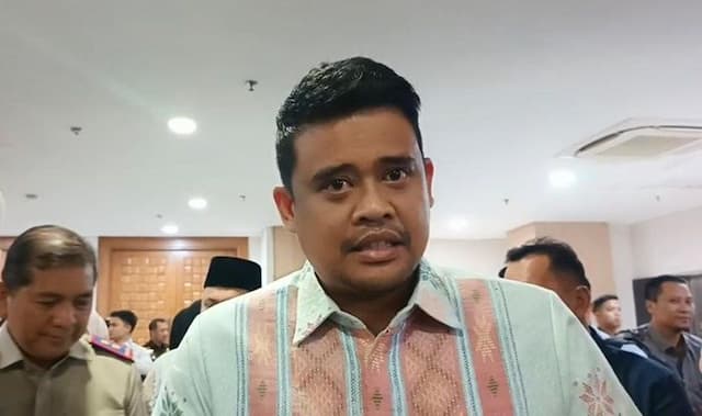 bobby_nasution_ajak_asn_pemprov_sumut_wakaf_uang_rp10_ribu_per_bulan