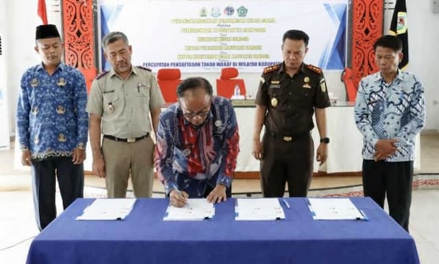 cegah_sengketa_pemkab_samosir_dorong_percepatan_pendaftaran_tanah_wakaf_