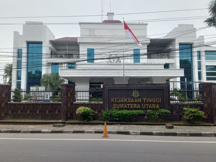 kejati_sumut_sp3_kasus_korupsi_kredit_fiktif_btn_rp395_miliar_4_tersangka_tak_terbukti