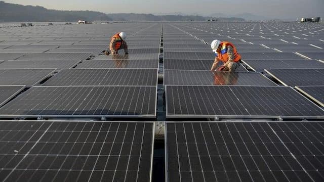 korsel_buka_peluang_investasi_teknologi_surya_di_proyek_plts_100_gwp_indonesia_