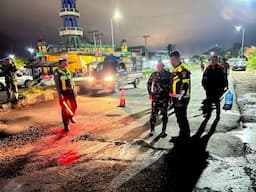 perlintasan_rel_kampung_salam_belawan_mulai_diperbaiki