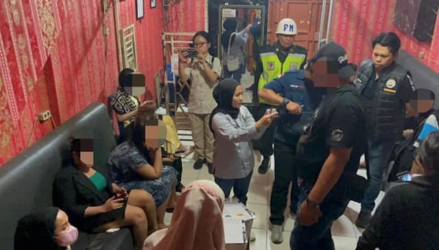 razia_thm_dan_hotel_di_asahan_8_orang_positif_narkoba_3_diserahkan_ke_polisi