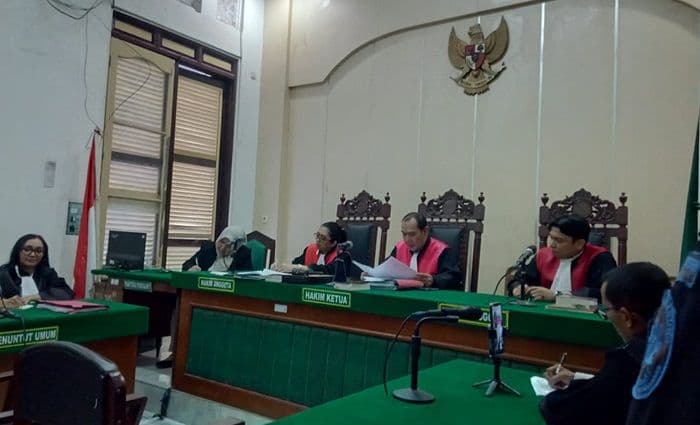 terdakwa_pembunuhan_dengan_roket_suar_di_belawan_divonis_10_tahun_penjara