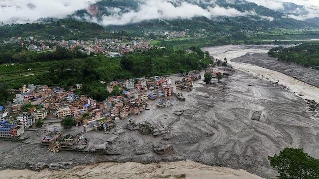 tragedi_nepaltibet_1300_hilang_desadesa_disapu_tsunami_lumpur_bagaimana_nasib_wni_
