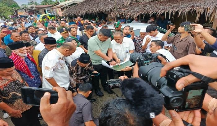 gubernur_sumut_bobby_nasution_akan_perbaiki_jalan_menuju_bukit_lawang_dukung_perekonomian_wisata