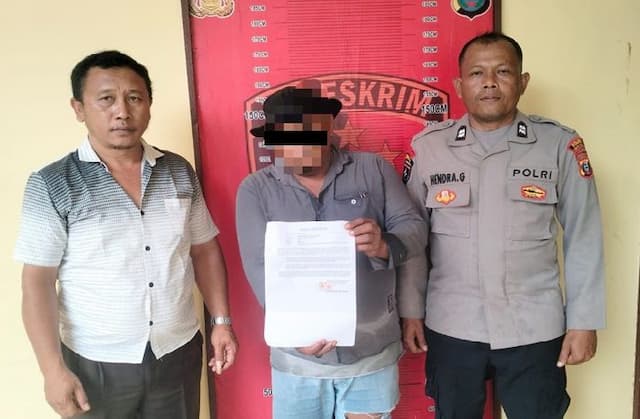 diduga_lakukan_pungli_terhadap_sopir_pria_di_dolok_masihul_diamankan_polisi