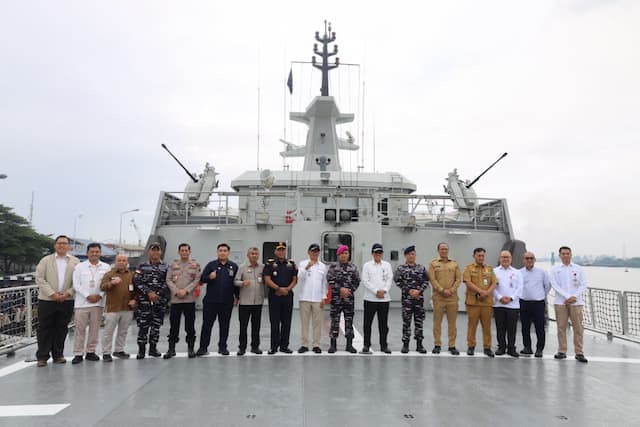 kodaeral_i_lepas_kri_bung_karno369_dukung_distribusi_rupiah_ke_pulau_terluar