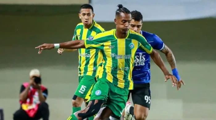 hasil_super_league_psbs_bantai_persijap_32_dengan_10_pemain