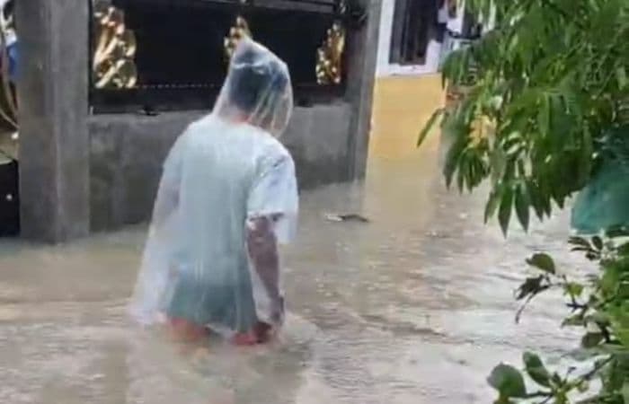 sungai_kualanamu_meluap_akibat_hujan_semalaman_warga_deli_serdang_mulai_mengungsi