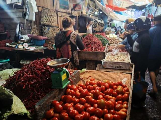harga_cabai_rawit_dan_hijau_melonjak_tajam_di_siantar_jelang_2026