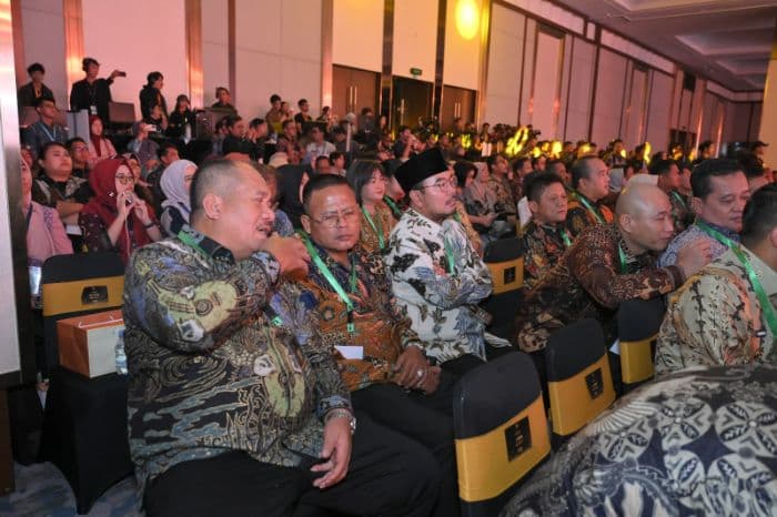 asahan_peroleh_penghargaan_uhc_awards_2026_pengamat_harus_diiringi_evaluasi_nyata