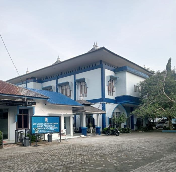 dinas_pendidikan_deli_serdang_dituding_bertanggung_jawab_atas_pemutusan_kontrak_14_guru_pppk