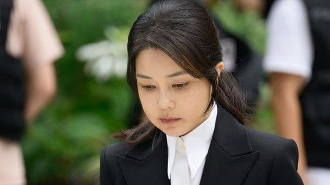 terlibat_kasus_korupsi_mantan_ibu_negara_korsel_dipenjara_1_tahun_8_bulan