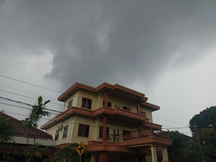 jelang_pemantauan_hilal_cuaca_kota_medan_mendung