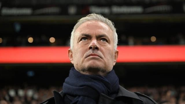 mourinho_dihukum_4_pertandingan_imbas_komentar_rasis