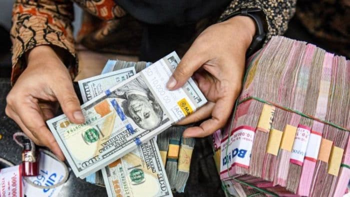 rupiah_melemah_ke_rp16550_per_dolar_as