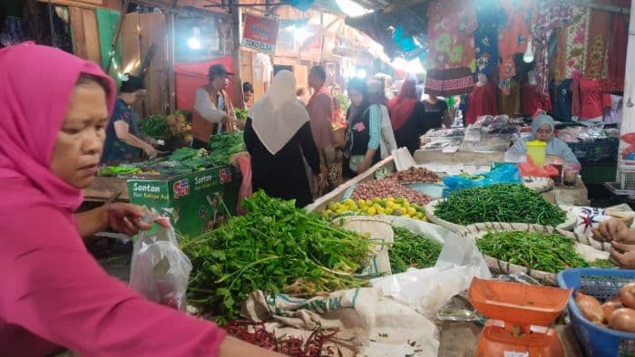 harga_cabai_dan_daging_di_siantar_masih_tinggi_pada_hari_ke10_ramadan
