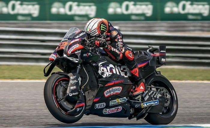 kualifikasi_motogp_thailand_2026_bezzecchi_rebut_pole_marquez_tempel_ketat