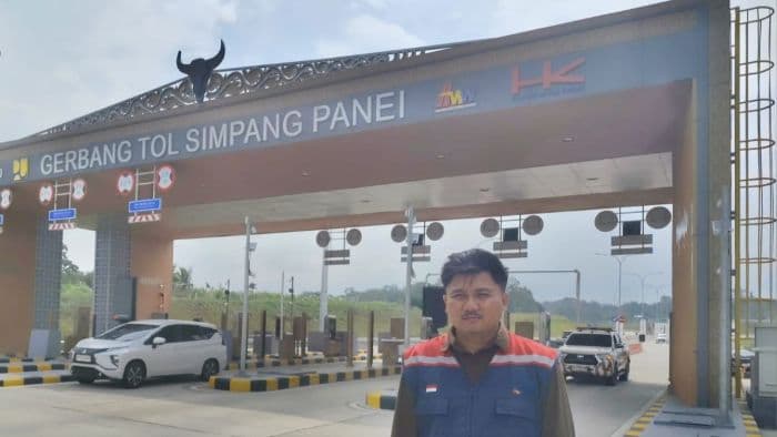 prediksi_puncak_arus_balik_2026_35_ribu_kendaraan_bakal_padati_tol_paneisinaksak_hari_ini