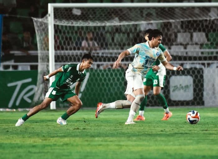 sempat_tertinggal_psms_bermain_imbang_11_kontra_psps