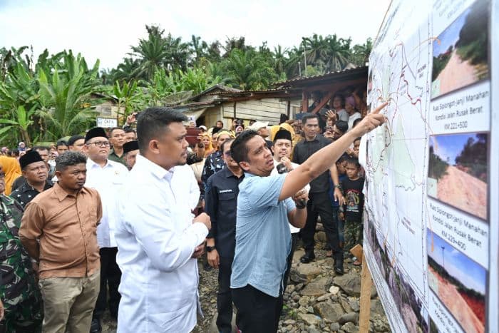 gelontorkan_rp158_miliar_jalan_aek_nabaranegeri_lamatj_sarang_mulai_diperbaiki_tahun_ini