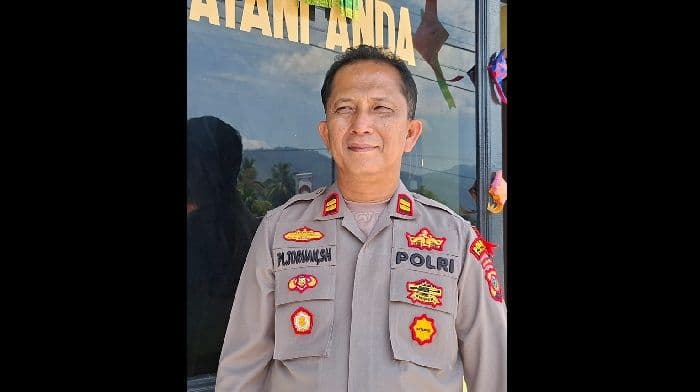 kapolsek_tigalingga_bantah_tuduhan_terlibat_kayu_ilegal_sebut_hoaks_dan_fitnah