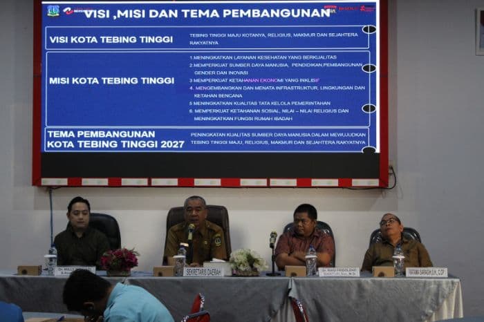 sekda_tebing_tinggi_buka_rakor_pembangunan_manusia_tekankan_sinergi_dan_pemanfaatan_teknologi