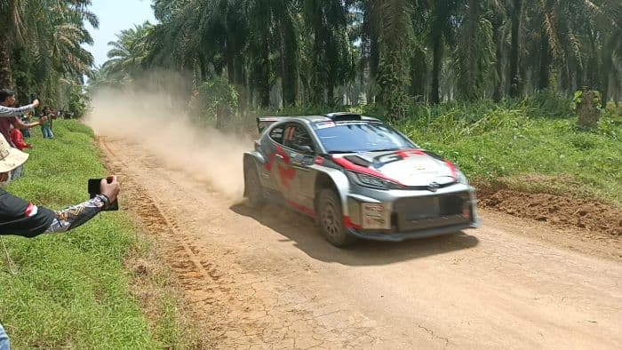 ryan_nirwan_kuasai_kejurnas_rally_2025_di_sergai_tantang_ijeck_dan_adhi_di_hari_kedua