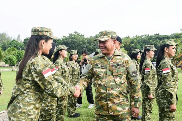 20_finalis_putri_otonomi_indonesia_2026_ikuti_retreat_dan_karantina_di_cadika_lubuk_pakam