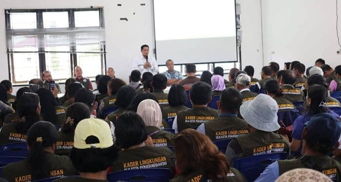 kurangi_volume_sampah_dlh_pematangsiantar_bentuk_kader_lingkungan_dan_buka_peluang_usaha_hijau
