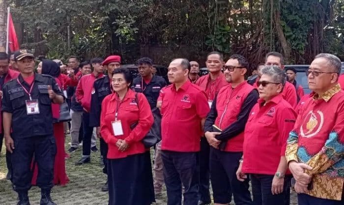 ribka_tjiptaning_29_tahun_kudatuli_suara_kritis_pdip_yang_tak_mau_bungkam
