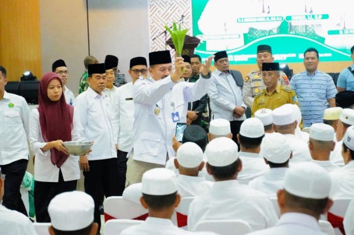 bupati_batu_bara_komit_tingkatkan_pelayanan_haji_untuk_musim_berikutnya