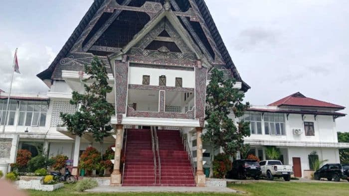 dprd_soroti_kinerja_dinas_pertanian_samosir_pad_hanya_capai_rp115_juta_dari_target_rp240_juta