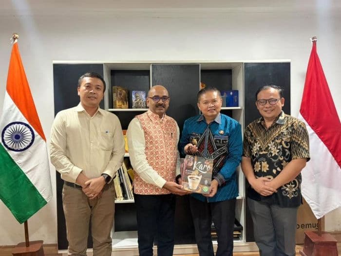 konjen_india_tawarkan_pelatihan_bagi_pejabat_pemkab_karo_dan_kerja_sama_pertanian