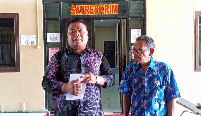 kuasa_hukum_sahat_sihombing_bantah_tuduhan_penyerobotan_lahan_wtp_sarudik